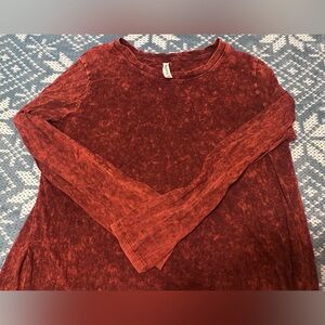 Urban Outfitters Marbled Red Long Sleeve Tee